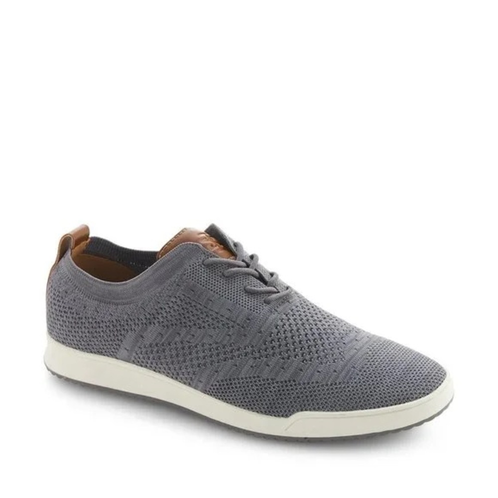 IZOD Men's Size 9 Breeze Knit Casual Oxford Style Shoes Sneaker Memory Foam